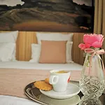 Ymy Boutique 4* Bucureşti