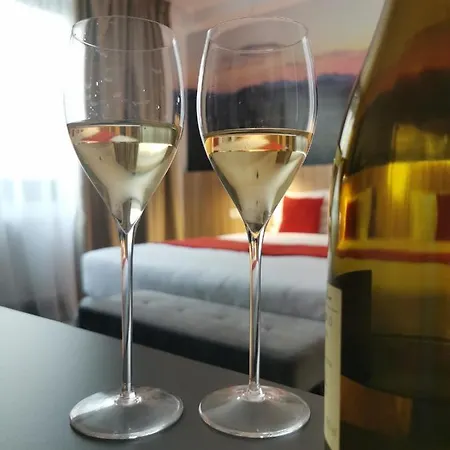 Ymy Boutique فندق