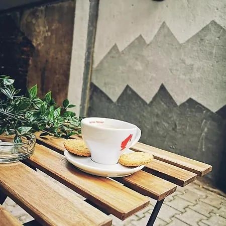 Ymy Boutique فندق بوخارست