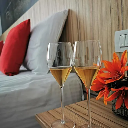 Hotel Ymy Boutique 4*