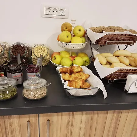 Ymy Boutique Hotel Bukareszt