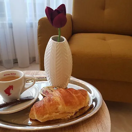 Ymy Boutique 4* Bukarest