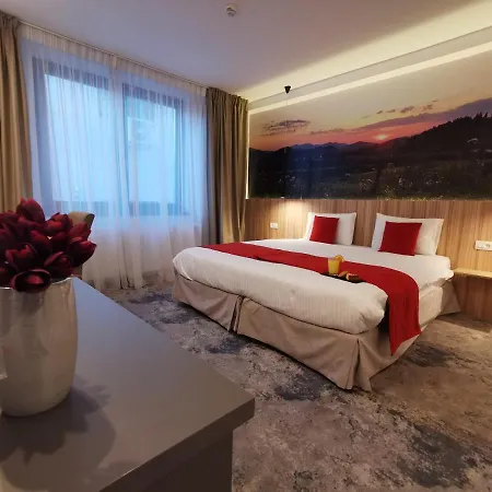 Ymy Boutique Hotell 4*