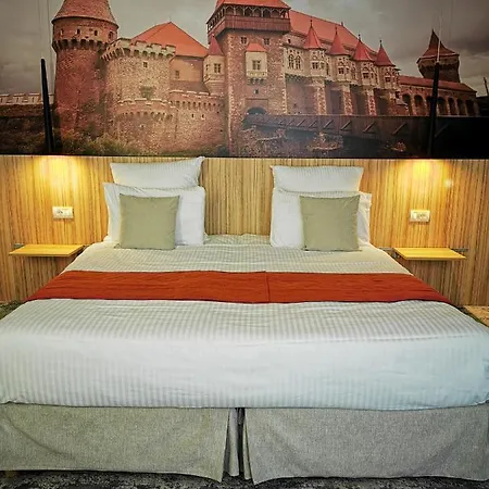 Ymy Boutique Hotell 4*