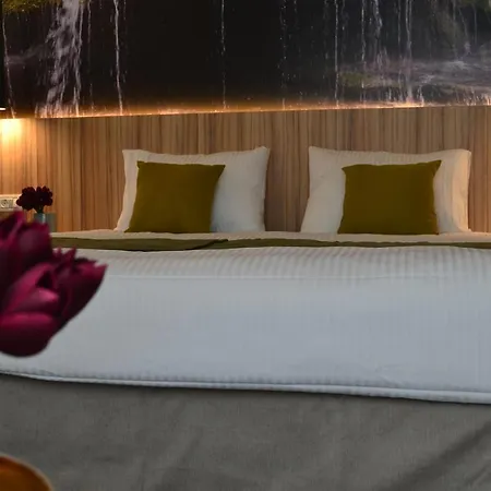 Ymy Boutique Βουκουρέστι