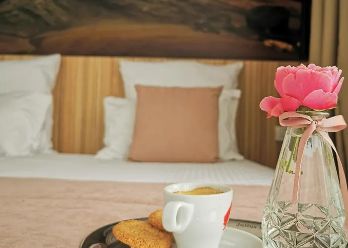 Ymy Boutique 4* Bükreş